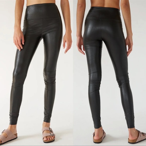 Wilfred | Faux Leather Leggings - Picture 4 of 9